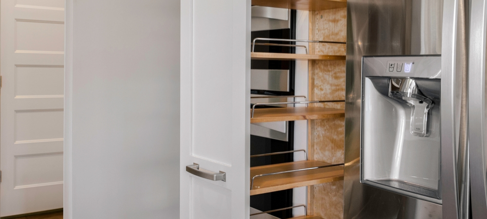 Narrow Pantry Pull-Out